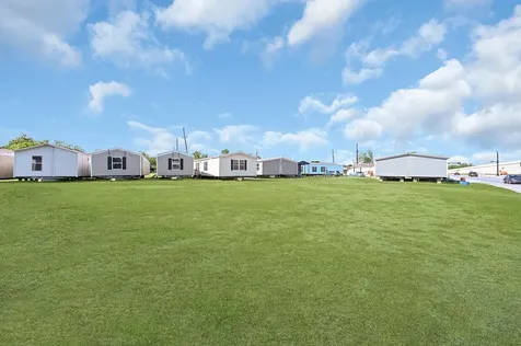 3733 N Alexander Baytown TX 77520