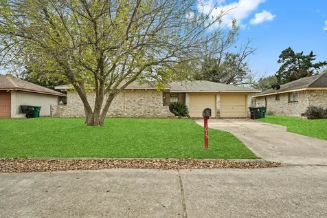 1615 Hidden Valley Drive Houston TX 77088