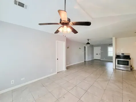 1110 Woods Drive Liberty TX 77575