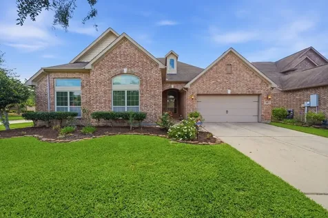 901 Cozy Hollow Court Friendswood TX 77546