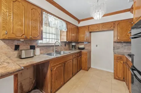 5603 Yorkwood Street Houston TX 77016