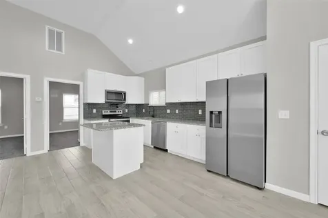 16732 E Juneau Montgomery TX 77316