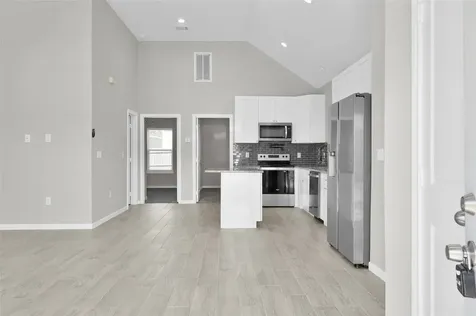 16732 E Juneau Montgomery TX 77316