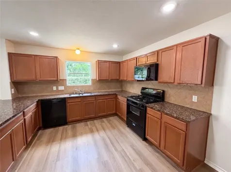 939 Staffordale Manor Lane Houston TX 77047
