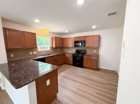 939 Staffordale Manor Lane Houston TX 77047