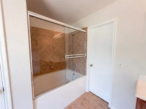 939 Staffordale Manor Lane Houston TX 77047
