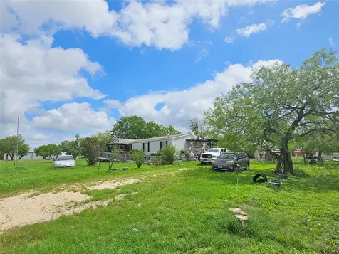 16 Still Meadow Cove Dale TX 78616