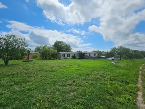 16 Still Meadow Cove Dale TX 78616