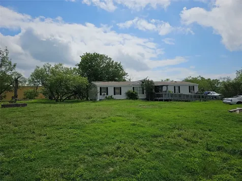16 Still Meadow Cove Dale TX 78616