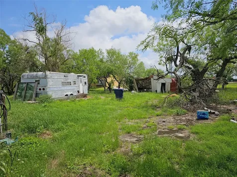 16 Still Meadow Cove Dale TX 78616