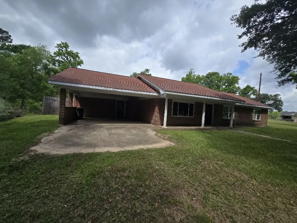 424 County Road 140 Liberty TX 77575
