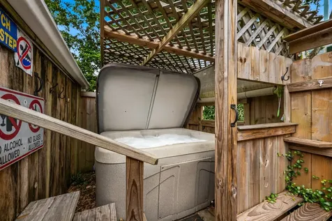 1312 Avenue L Galveston TX 77550