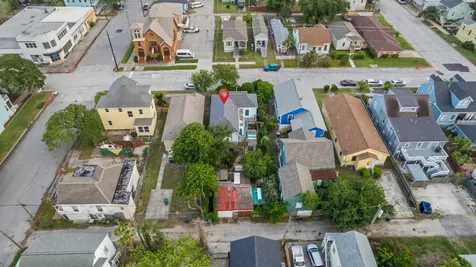 1312 Avenue L Galveston TX 77550