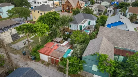 1312 Avenue L Galveston TX 77550