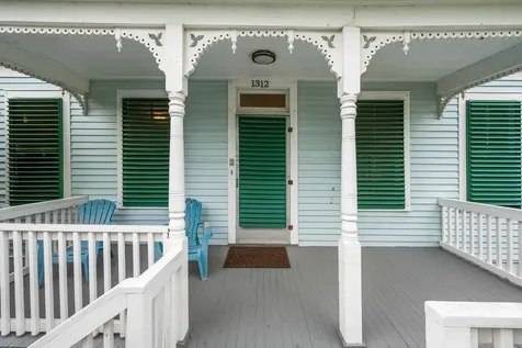 1312 Avenue L Galveston TX 77550