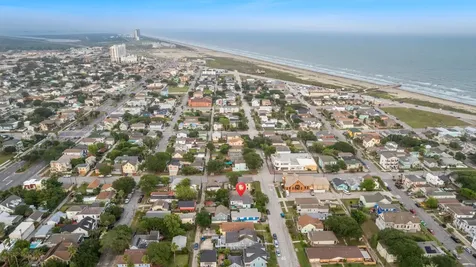 1312 Avenue L Galveston TX 77550
