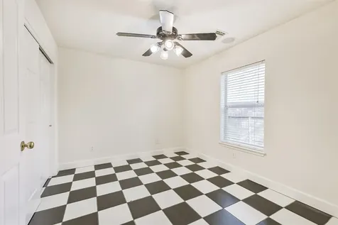 7 Heron Hollow Court The Woodlands TX 77382