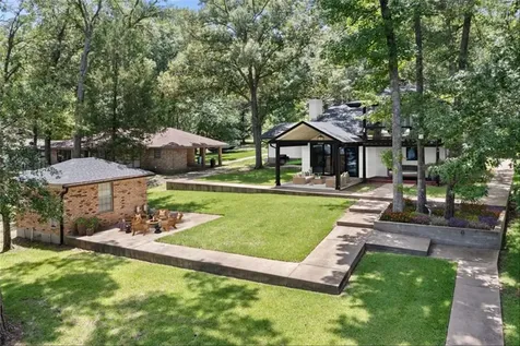 678 Sawmill Street Crockett TX 75835