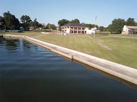 400 Legend Lane Livingston TX 77351
