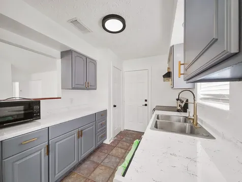 12539 Fern Forest Drive Houston TX 77044