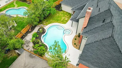 5807 Mountain View Drive Houston TX 77345