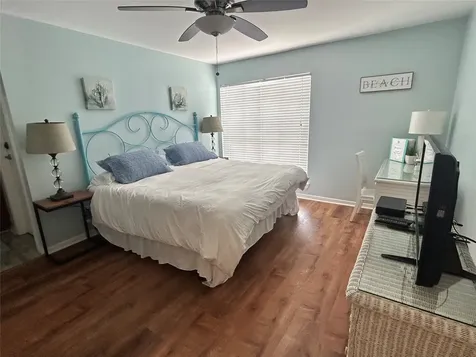 3506 Cove View Boulevard 911 Galveston TX 77554