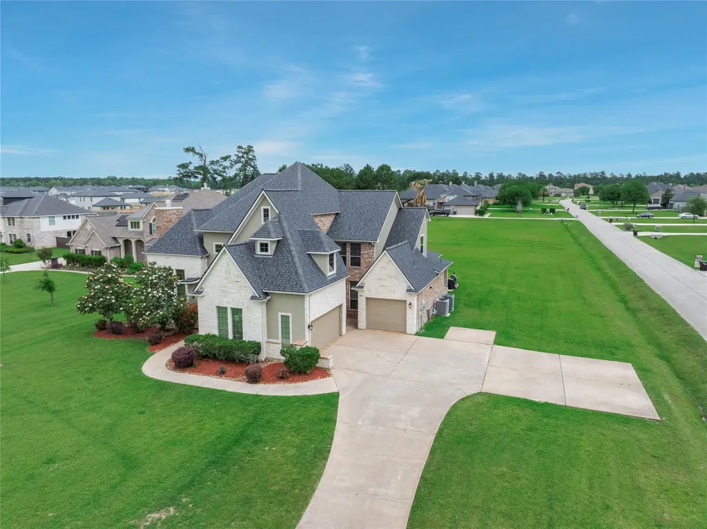 11710 Grandview Drive Montgomery TX 77356