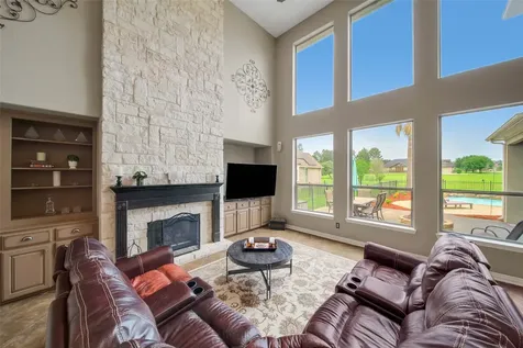 11710 Grandview Drive Montgomery TX 77356