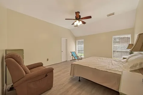8203 Paddington Place Drive Houston TX 77083
