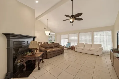 8203 Paddington Place Drive Houston TX 77083