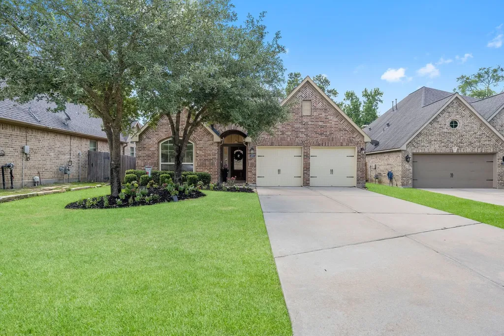 239 Forest Peak Way Montgomery TX 77316