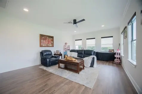 101 Grandview Boulevard Montgomery TX 77356