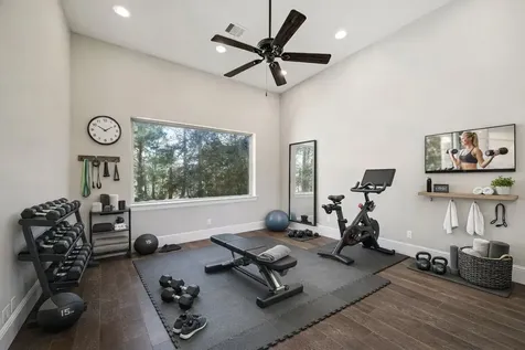 21018 Kings River Point Kingwood TX 77346