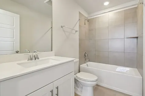 5104 Redbud Valley Drive Pearland TX 77584
