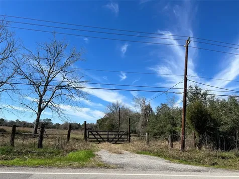 1320 Avenue L Santa Fe TX 77510