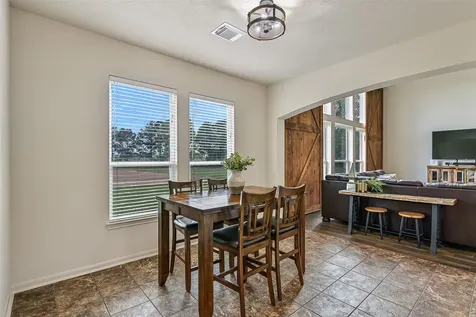 1404 Hollier Road Friendswood TX 77546
