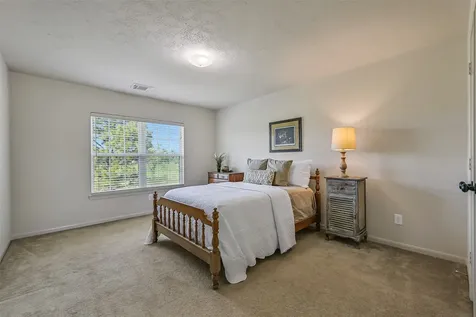 1404 Hollier Road Friendswood TX 77546