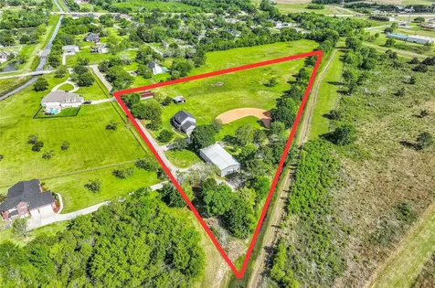 1404 Hollier Road Friendswood TX 77546