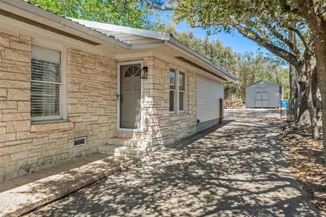 234 E Obryant Street Bellville TX 77418