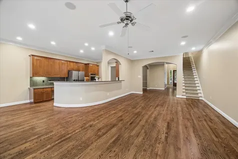 5349 Mcculloch Circle Houston TX 77056