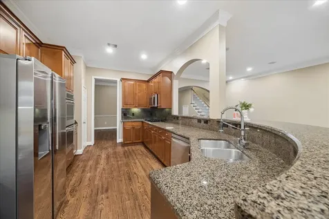 5349 Mcculloch Circle Houston TX 77056