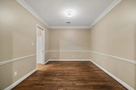 5349 Mcculloch Circle Houston TX 77056