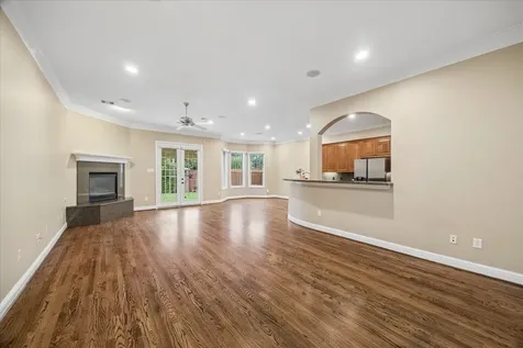 5349 Mcculloch Circle Houston TX 77056