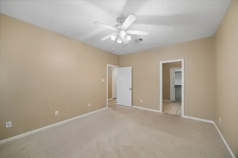 5349 Mcculloch Circle Houston TX 77056