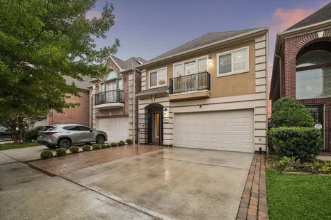 5349 Mcculloch Circle Houston TX 77056