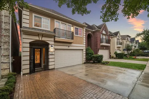 5349 Mcculloch Circle Houston TX 77056