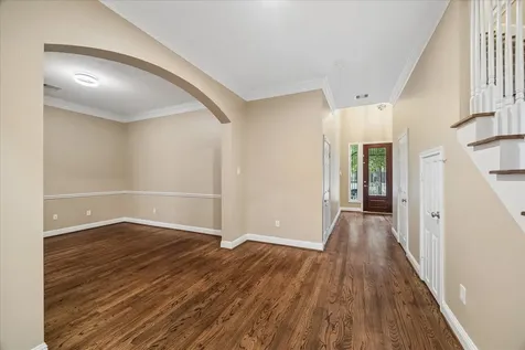 5349 Mcculloch Circle Houston TX 77056