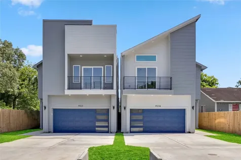 4923 Golden Forest Street A Houston TX 77091