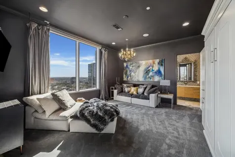 2727 Kirby Drive 19f Houston TX 77098