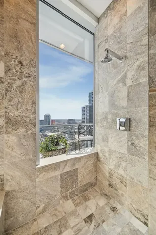 2727 Kirby Drive 19f Houston TX 77098